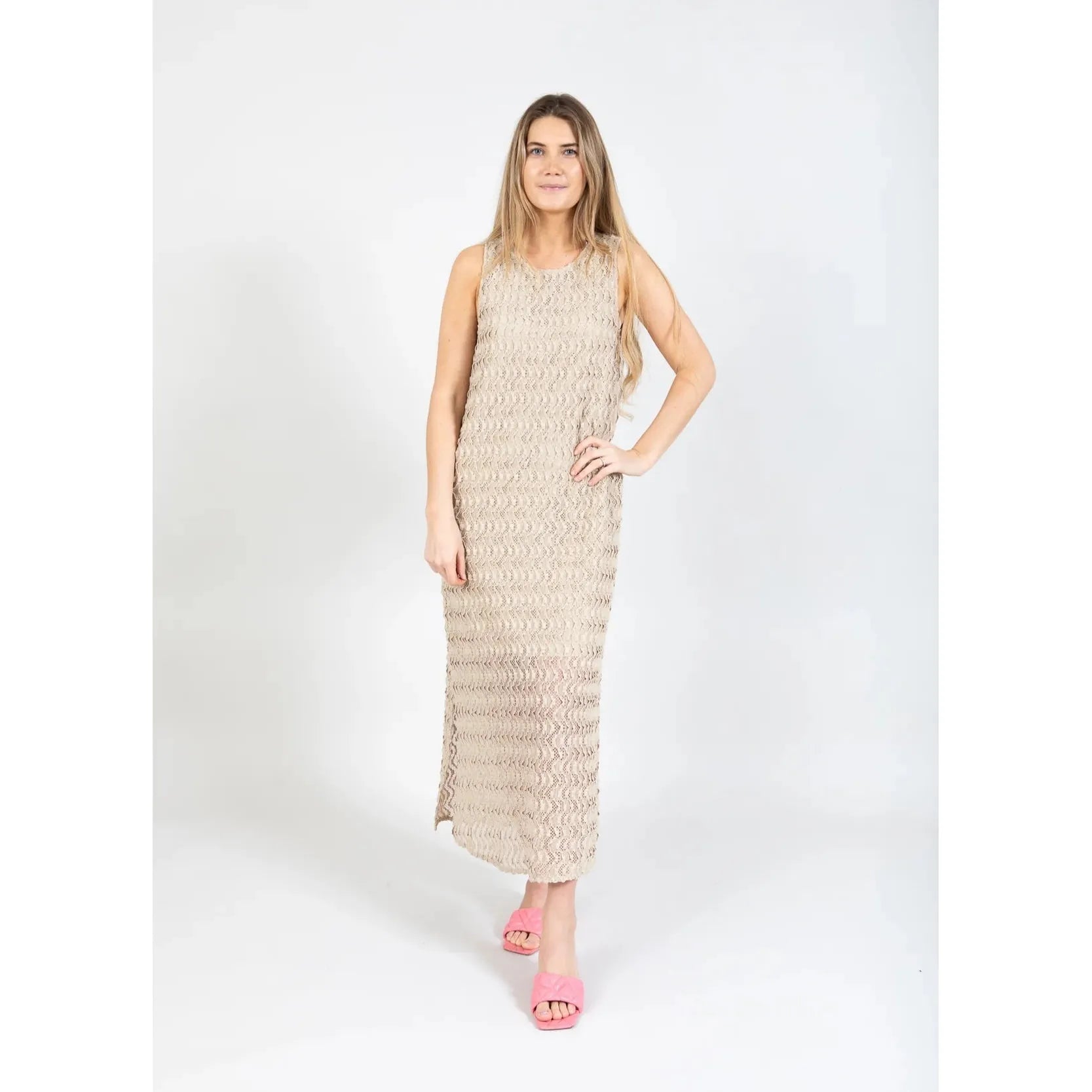 Coster Copenhagen Ladies Dress with Texture and Slit - Sand