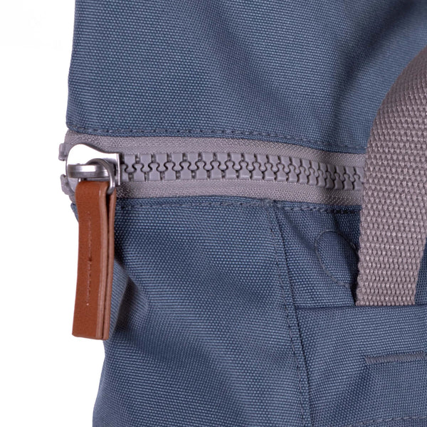 ROKA London Finchley A Large Recycled Canvas Backpack - Airforce